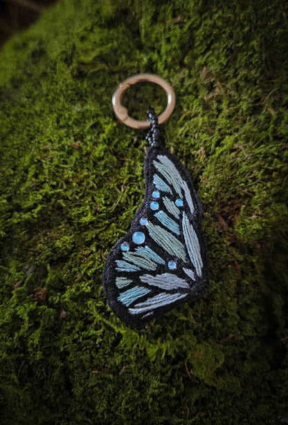 Porte-clé brodé - Aile de papillon bleu