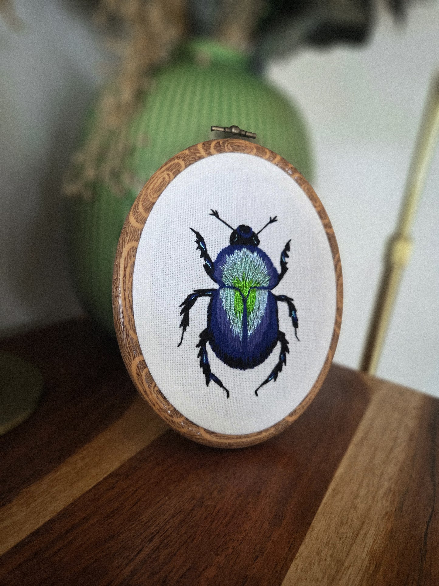 Broderie à accrocher : Scarabée